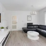 Διαμέρισμα Laura Krk Town