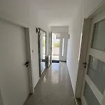 Laura Διαμέρισμα *