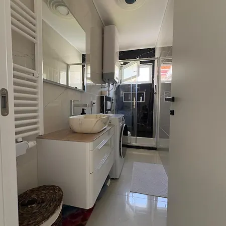 Laura Apartament Veglia